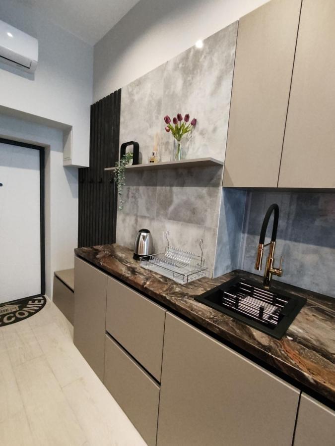 Brativ Rohatynciv 32 إلفيف المظهر الخارجي الصورة